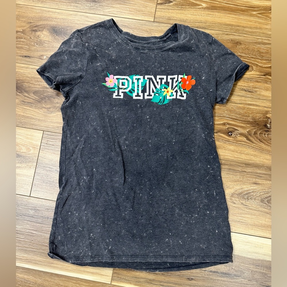 PINK by Victoria secret short sleeve top size M - medium